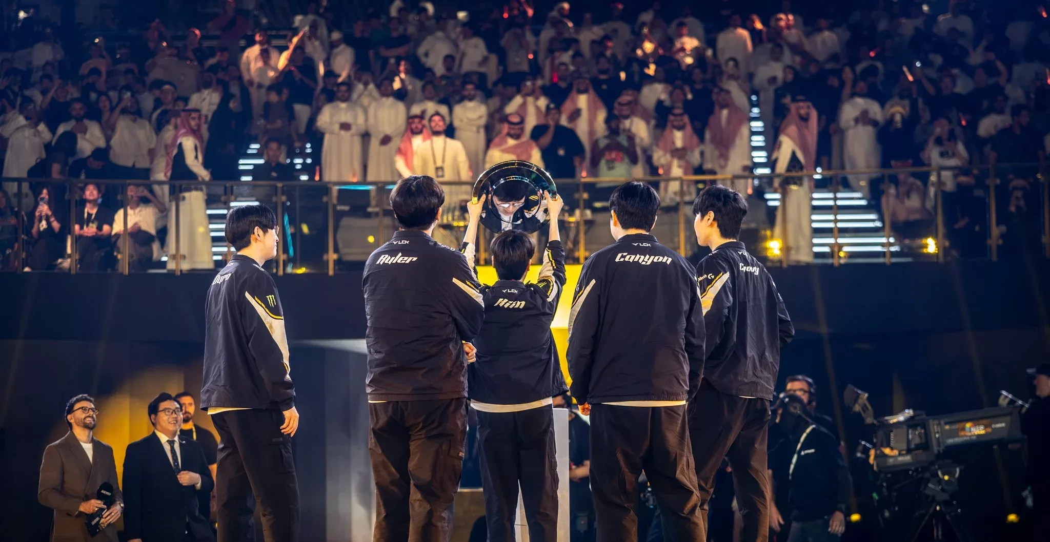 EWC : Gen.G champion du monde, T1 déçu