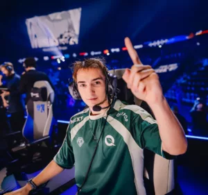Karmine Corp mercato support midlaner